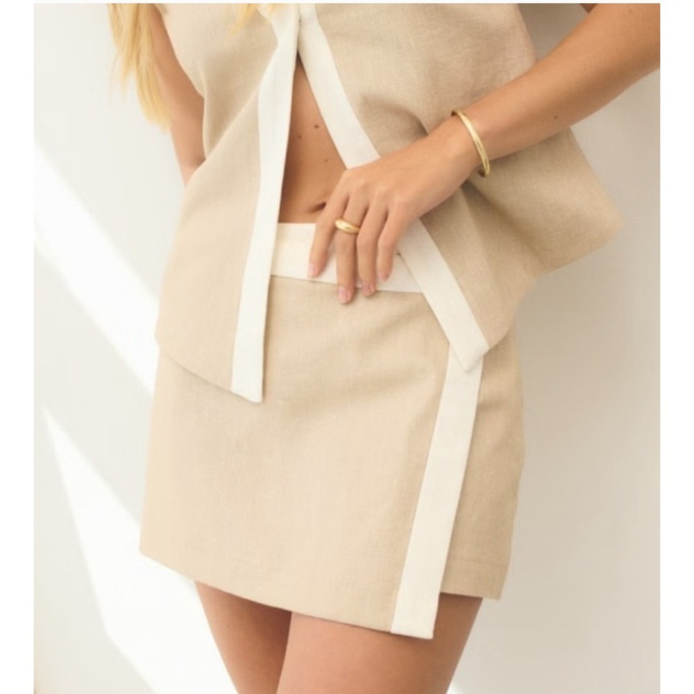 Abercrombie & Fitch Skort Women Large Tan Linen Blend Wrap Front Contrast Trim